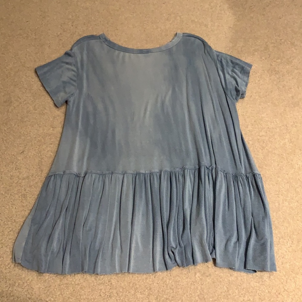 Flowy top - Picture 2 of 3
